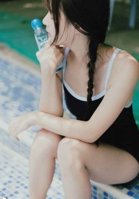 女学生3初体验_高清蓝光在线观看