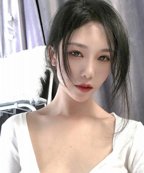 年轻的母亲视频免费_4K免费播放