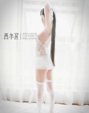 吃奶扶着岳从后面挺进乱_剧情片高清电影在线