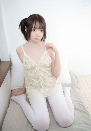 年轻的妈妈韩国伦理_超清日本电影免费